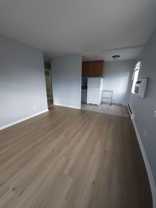 455 Maryland Avenue W - Photo 1 of 1