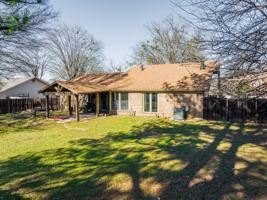 featured image of 2708 Roxbury Ln