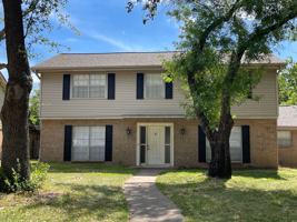 featured image of 3803 Oak Ridge Dr