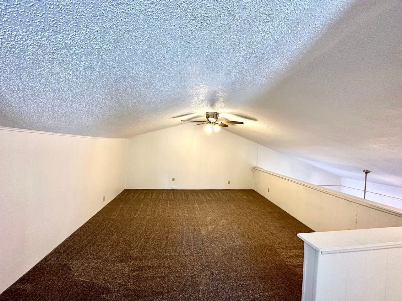 3205 Joliet Ave - Photo 5 of 8