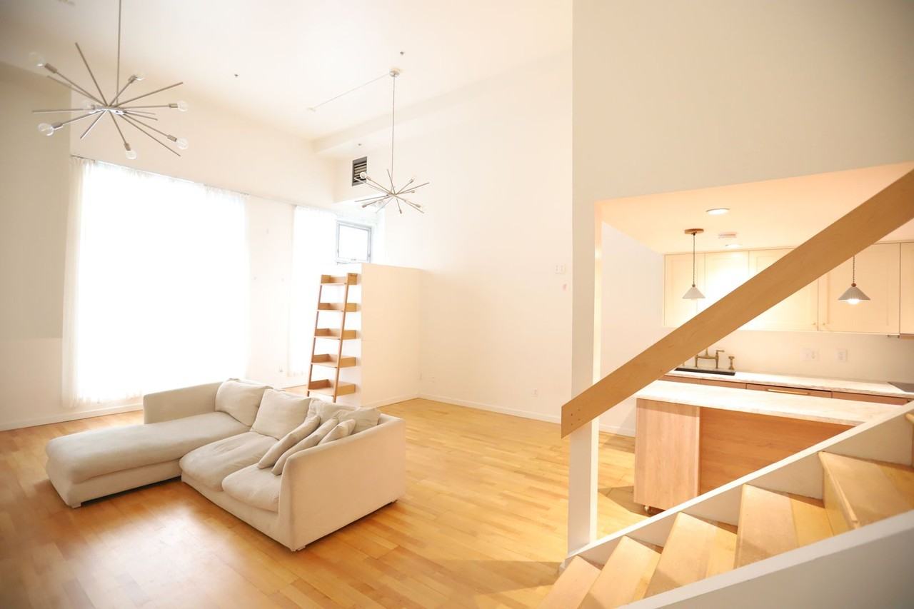 155 Harriet St - Photo 4 of 32