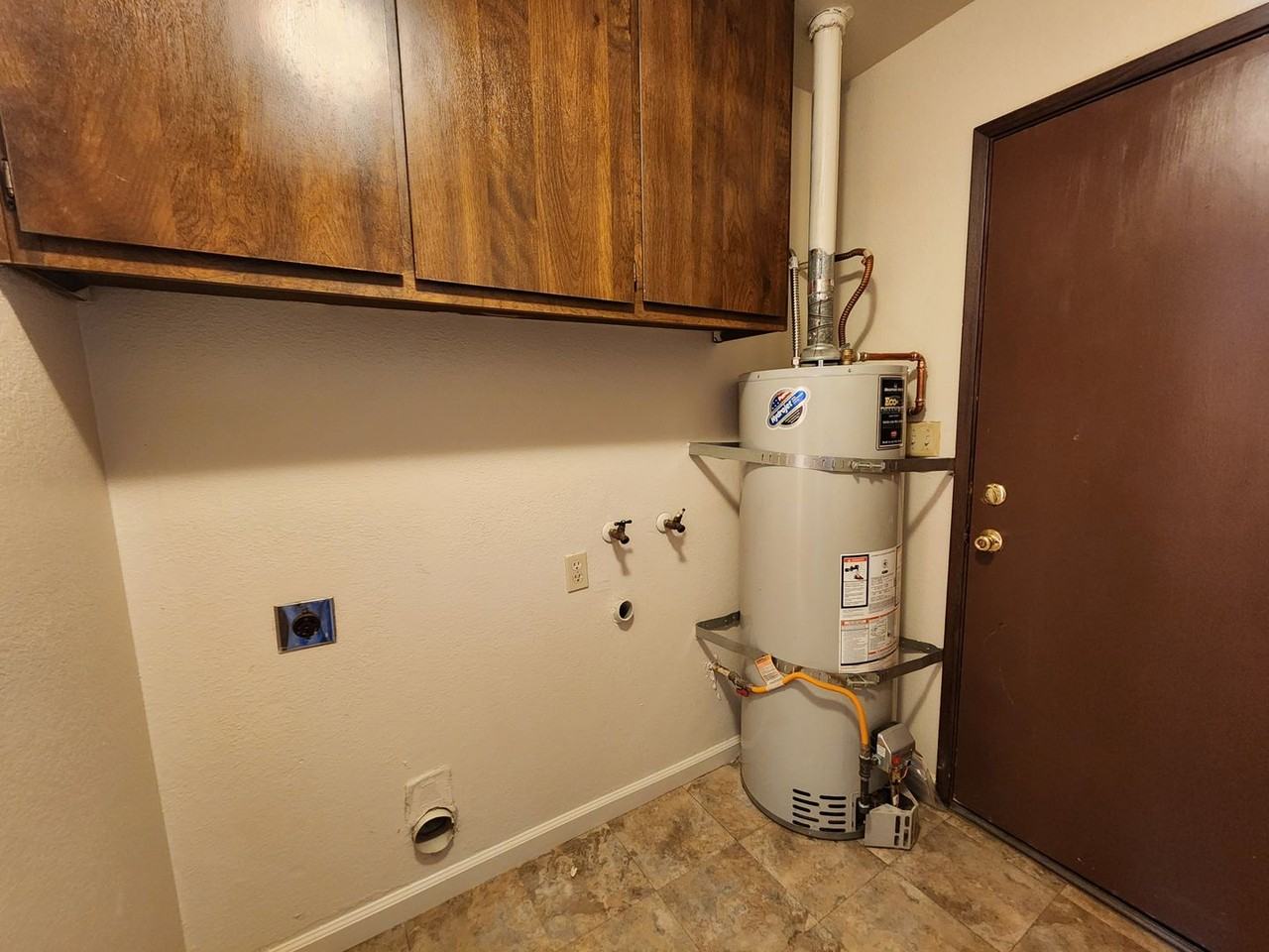 934 Briarwood Ave - Photo 5 of 6