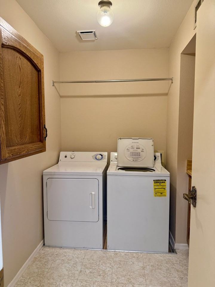 10603 S Via Salida - Photo 6 of 16