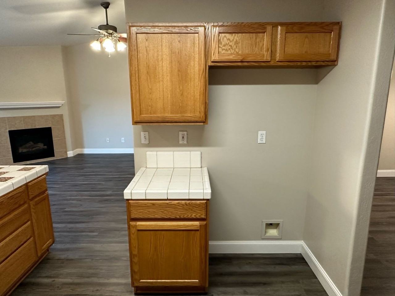 2216 E Arlen Ave - Photo 6 of 25