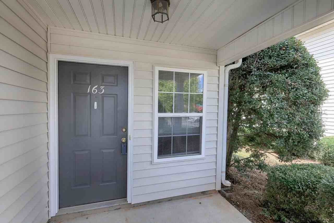 163 Springwood Ln - Photo 3 of 23
