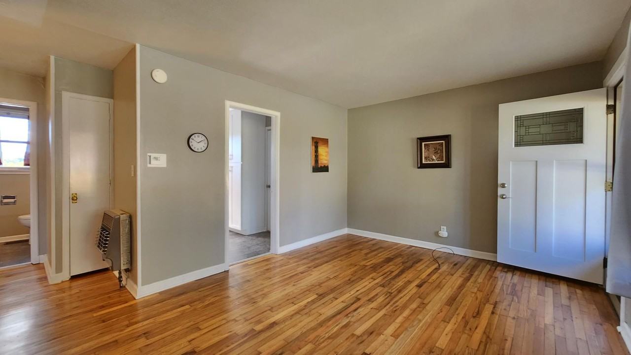 60 Elm Bend Rd - Photo 3 of 12