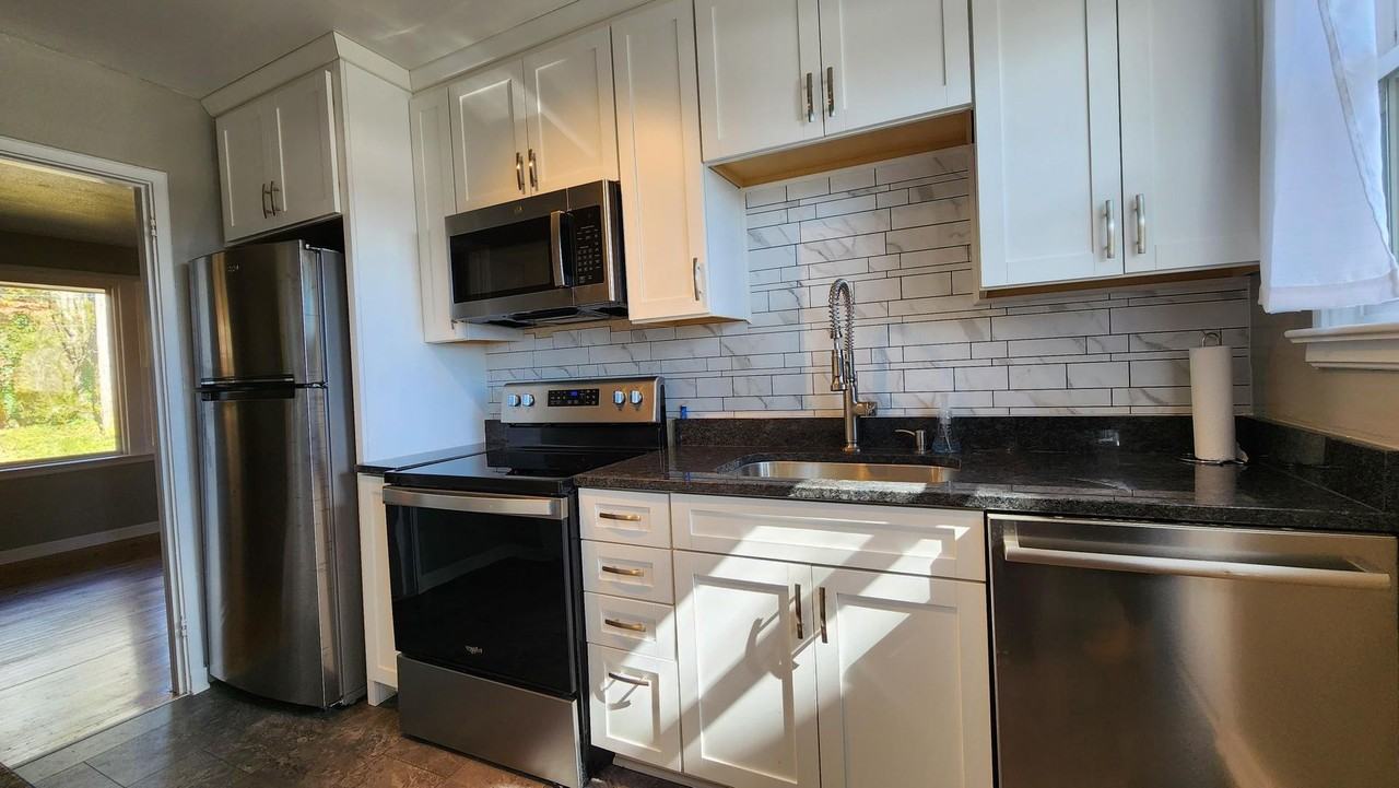 60 Elm Bend Rd - Photo 5 of 12