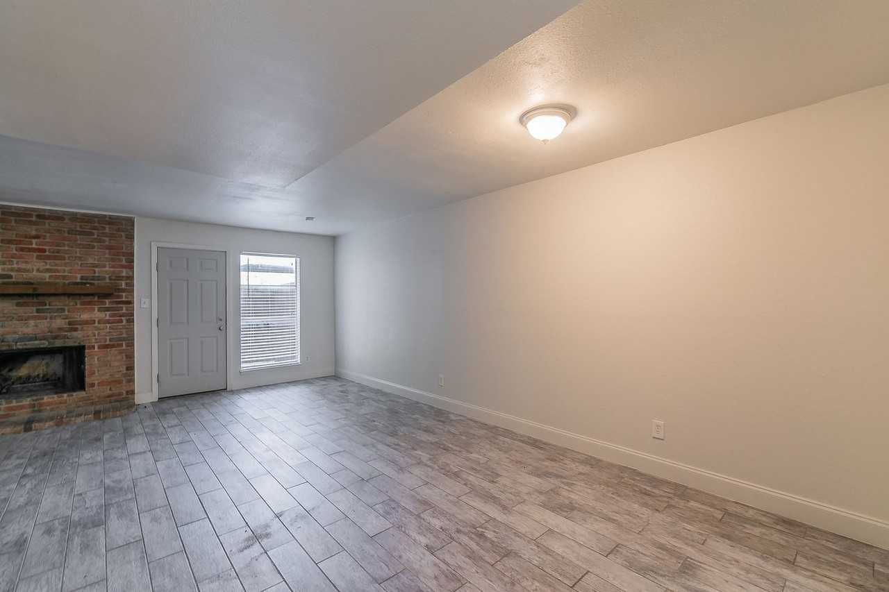 7604 Chapin Rd #A - Photo 7 of 32