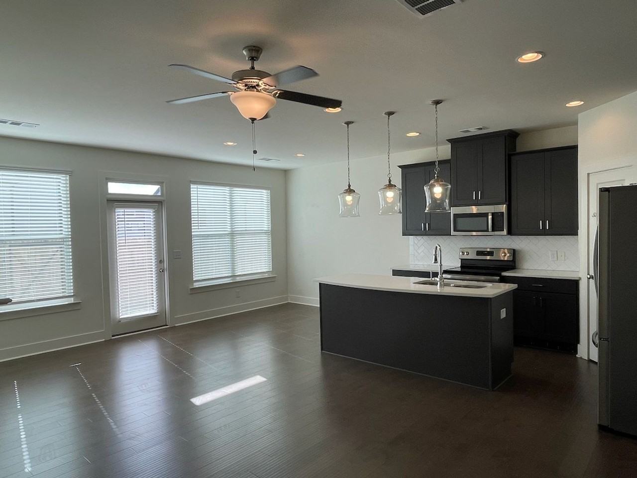 48 Auburn Woods Dr - Photo 6 of 19