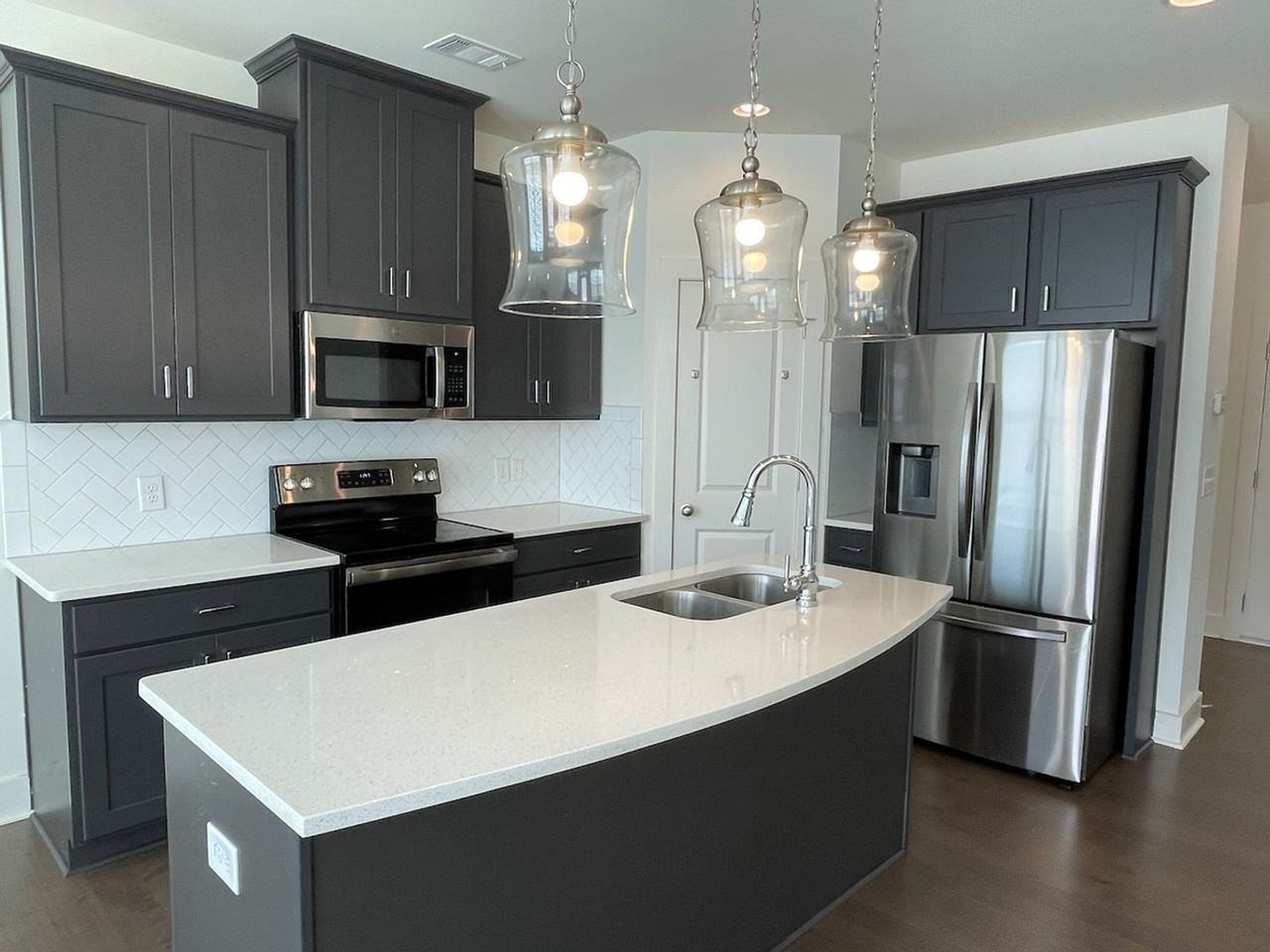 48 Auburn Woods Dr - Photo 7 of 19