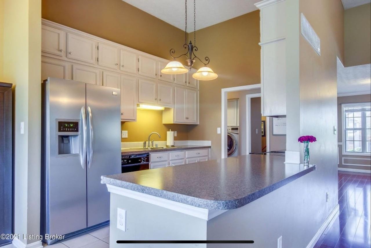 9400 Harlow Court - Photo 5 of 27