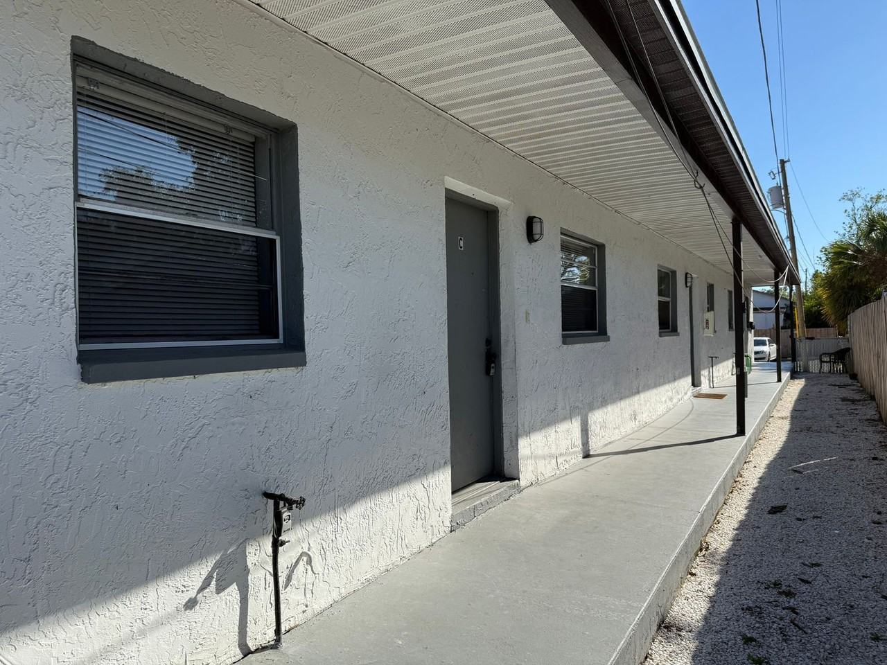 5401 65th Ave N #C - Photo 3 of 19