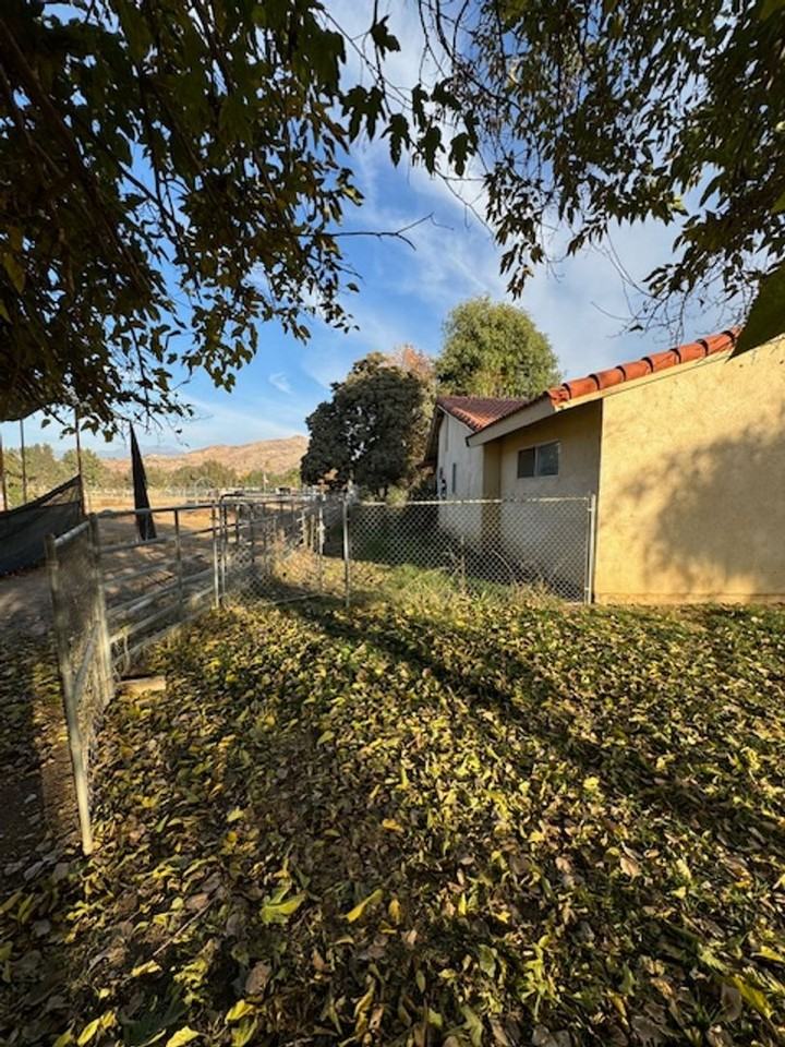 30303 Stephanie St - Photo 3 of 33