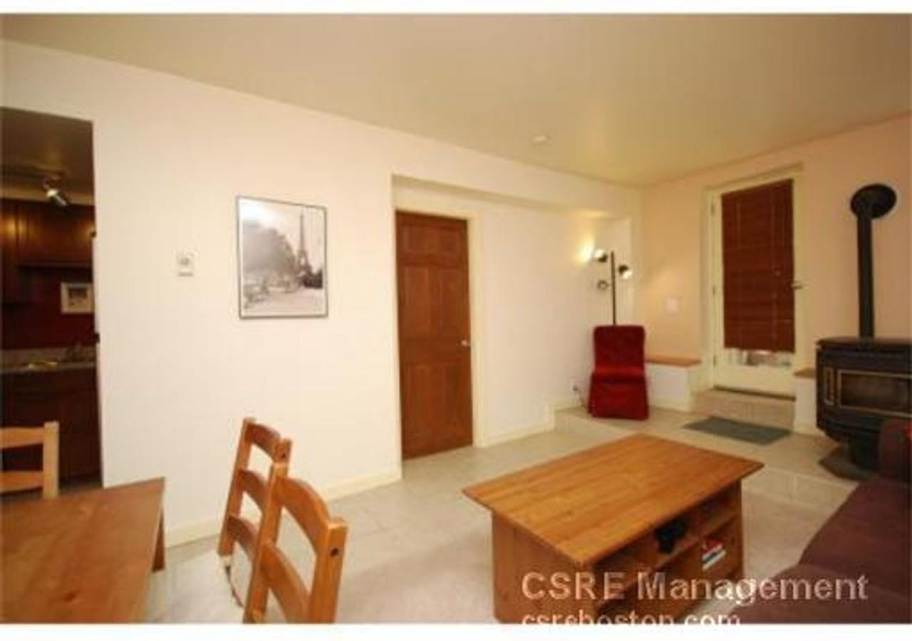 28 Gainsborough St - Photo 2 of 9