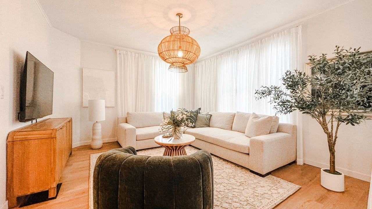 79 Park Ave - Photo 3 of 19