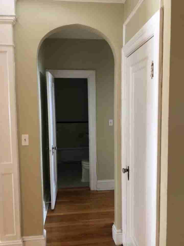 314 Tappan St - Photo 4 of 8