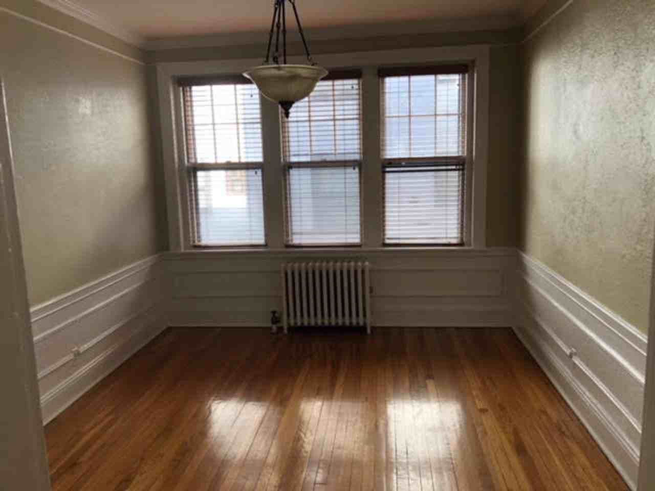 314 Tappan St - Photo 7 of 8