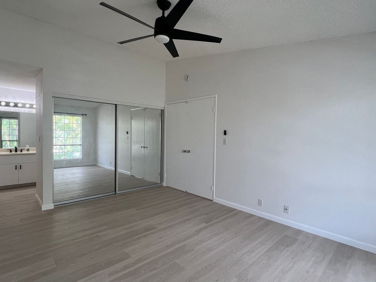 480 Mananai Pl #12T - Photo 6 of 21