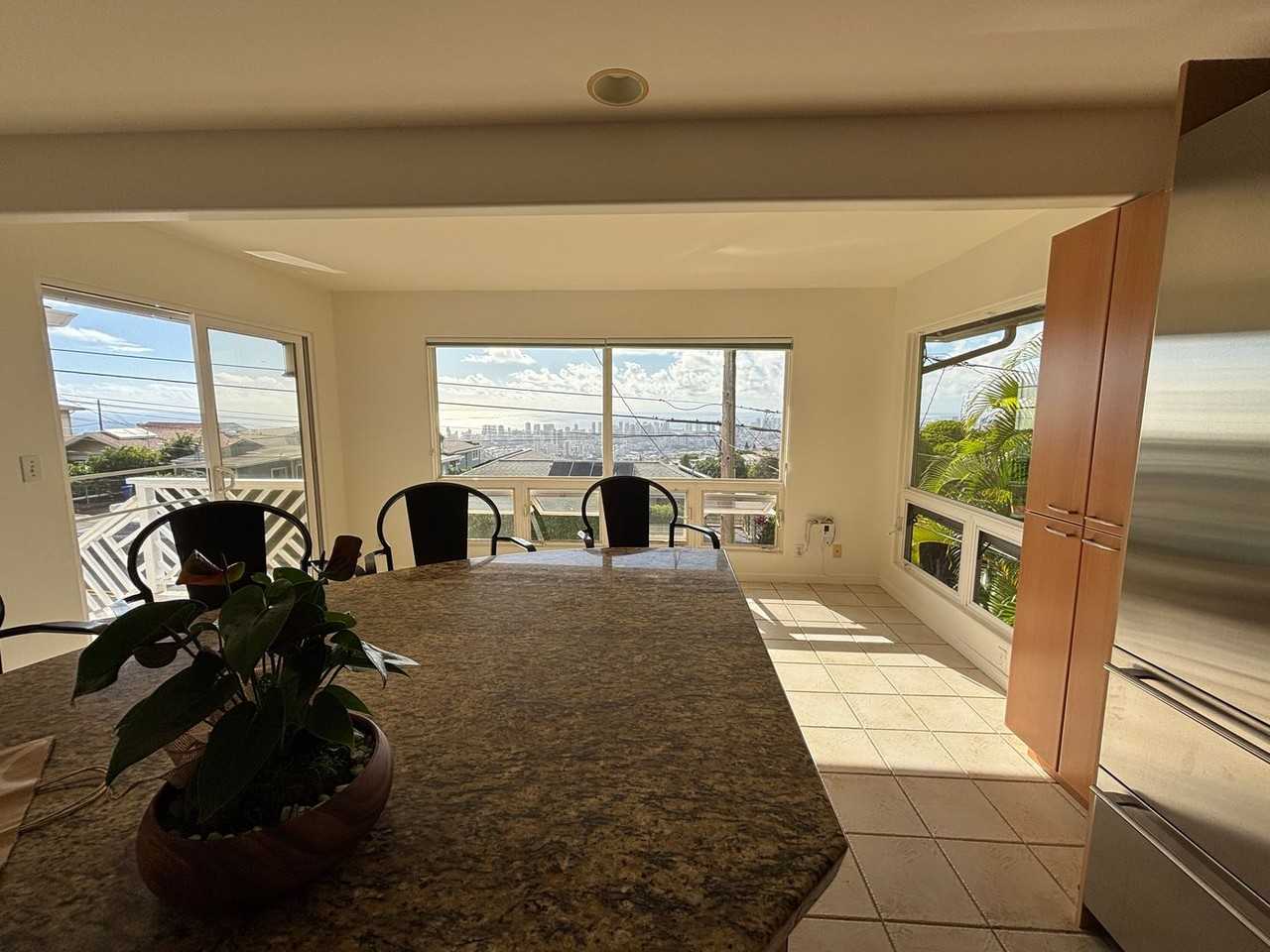 2368 Saint Louis Dr - Photo 5 of 25