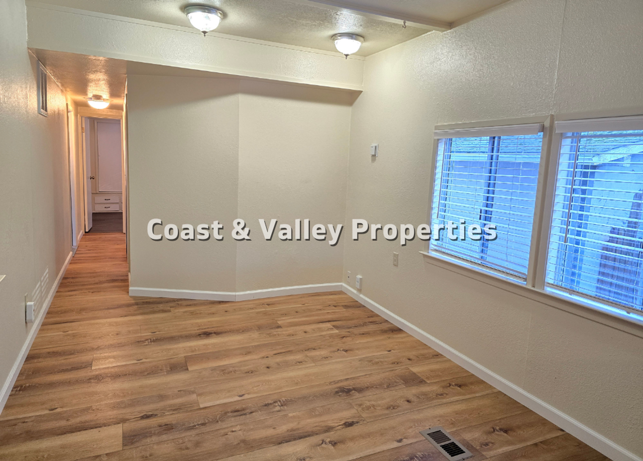 Echo Valley Rd - Photo 3 of 7