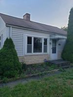 featured image of 366 Avery Ave