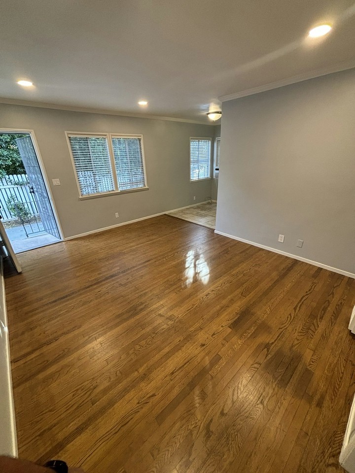7641 Bright Ave, Unit B (Btm-back) - Photo 5 of 17