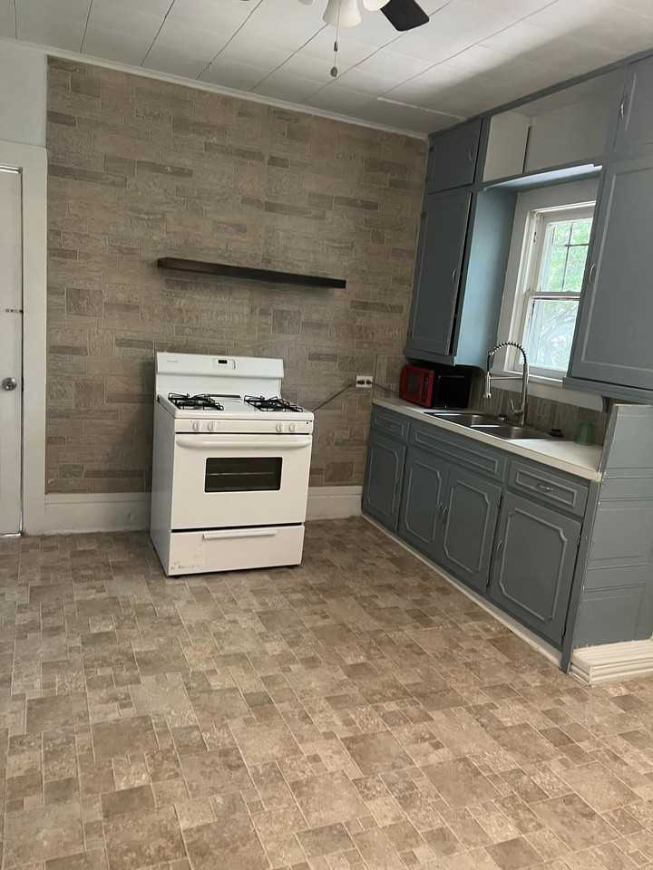 408 College St #408 - Photo 7 of 23