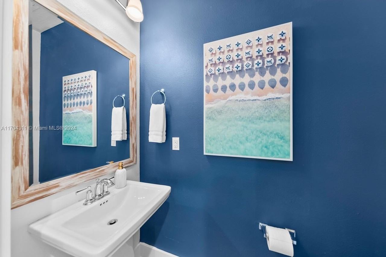 412 South 5th Street - Photo 5 of 29