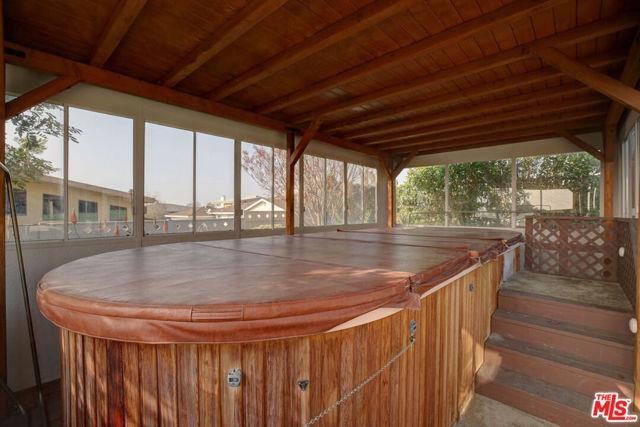 5325 Senford Ave - Photo 2 of 8