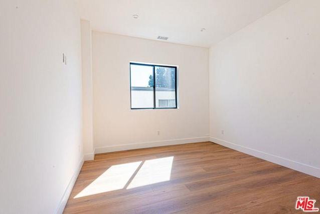 10845 Morrison St #1 - Photo 2 of 8