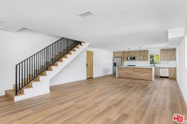 4301 Tujunga Ave #1-2 - Photo 2 of 8