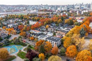 featured image of 609 Heatley Avenue