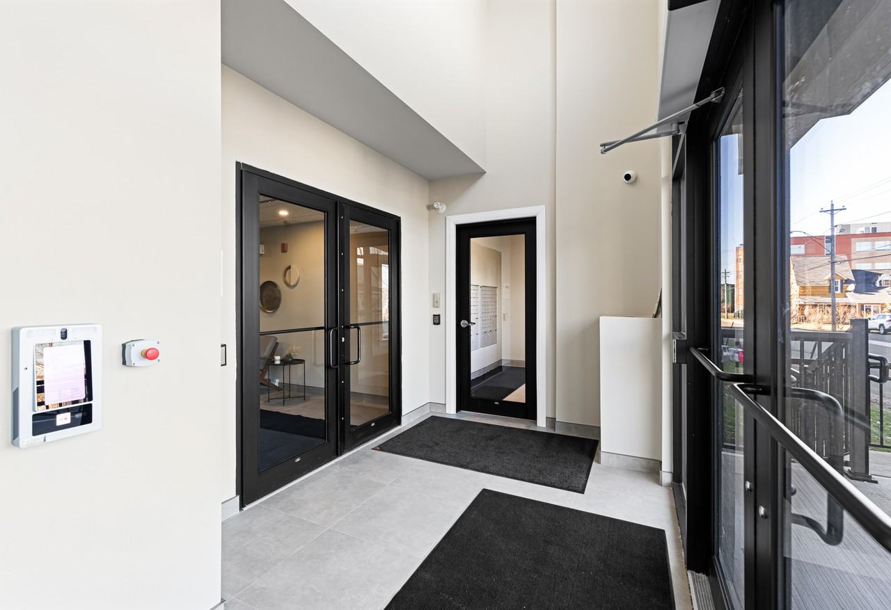 Domaine Sainte Anne - Photo 2 of 19