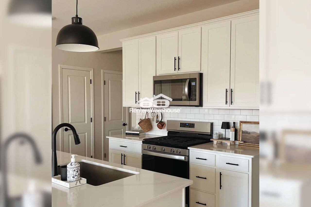 12283 Ghia Ct Ne - Photo 3 of 23