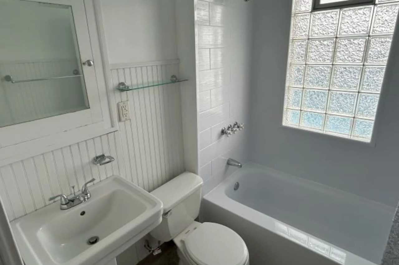 1411 Wayburn St - Photo 2 of 17