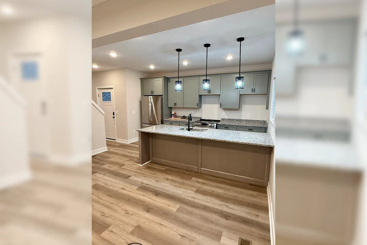 4712 Kemper Ave - Photo 3 of 9