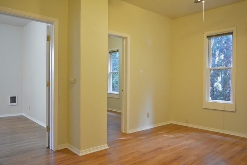 2704 Ne Sandy Blvd - Photo 2 of 16