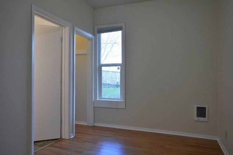 2704 Ne Sandy Blvd - Photo 7 of 16