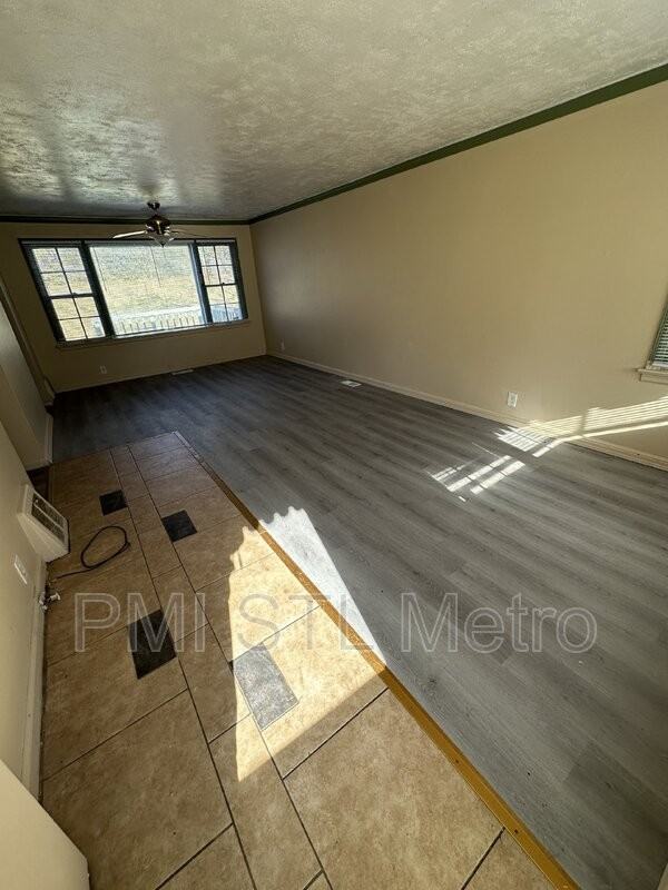 1257 Nectar Dr - Photo 3 of 12