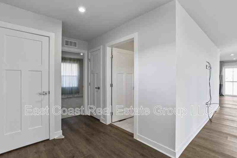 632 Perspective Pl - Photo 7 of 34