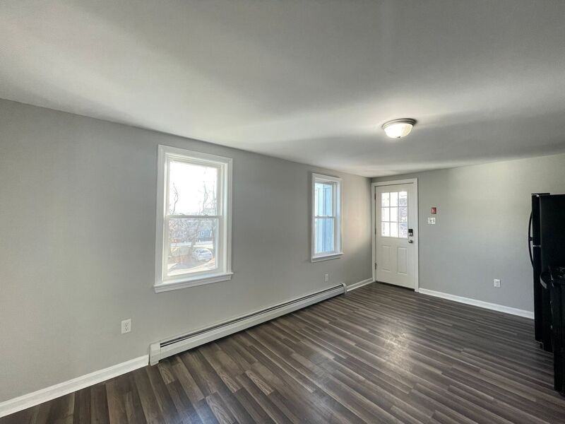 31 Green St #C - Photo 3 of 33