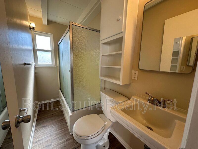 1015 N Azusa Ave #03 - Photo 6 of 18