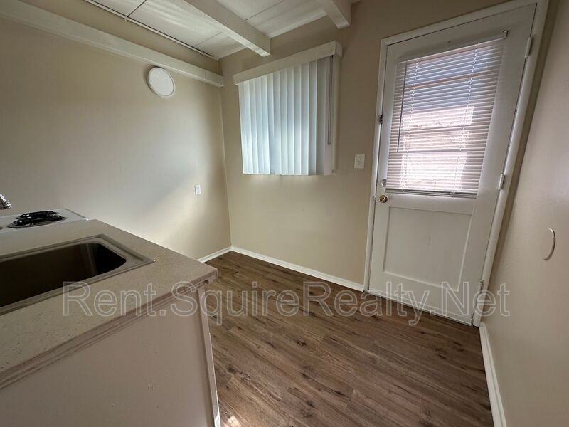 1015 N Azusa Ave #03 - Photo 7 of 18