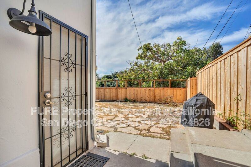 3056 Nile St - Photo 3 of 19