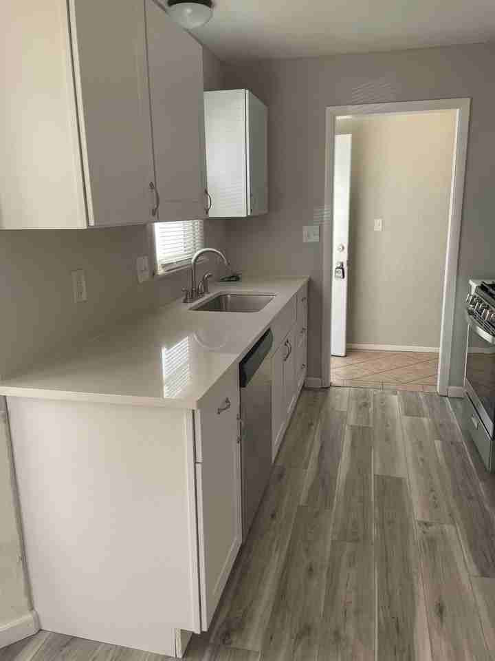 9414 Manchester Ave - Photo 3 of 13