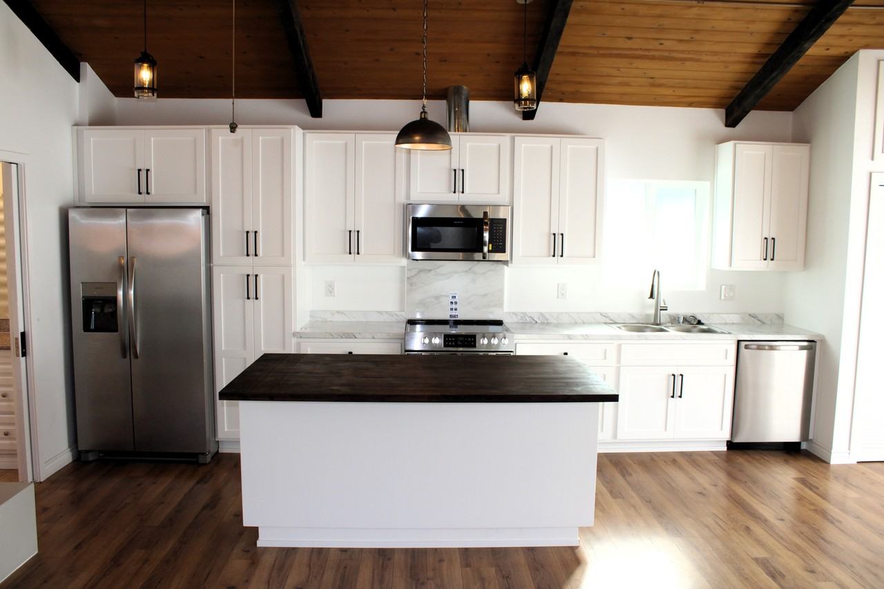 1510 Elsinore Ave #2 - Photo 3 of 23