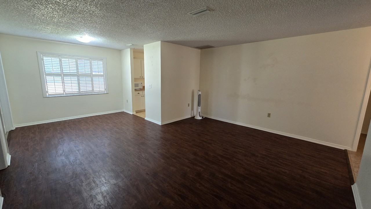 7626 St Andrews Blvd - Photo 3 of 21
