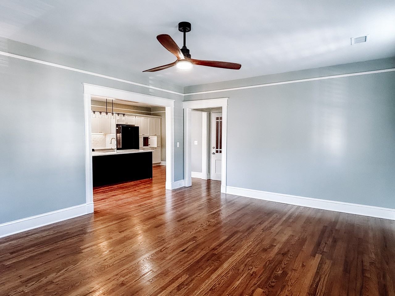 195 Tradd St - Photo 7 of 40