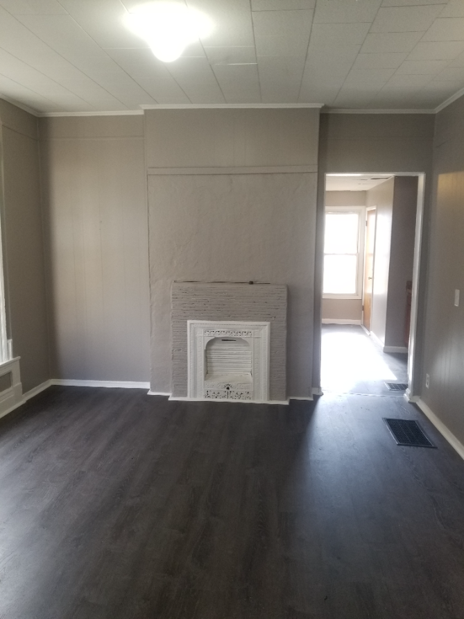 69 Peck St - Photo 2 of 12