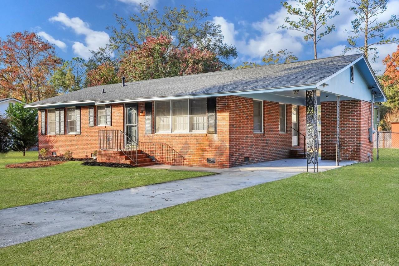 2701 Southside Blvd - Photo 2 of 11